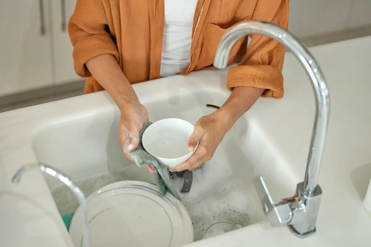 how long do kitchen faucets last