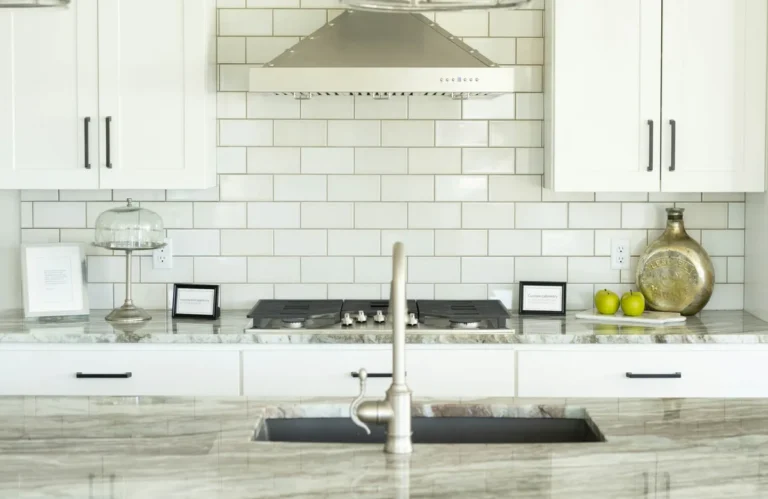 how to change a kitchen backsplash