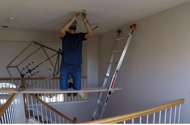 how to change kitchen light bulb
