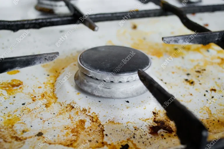 how to clean kitchen grease