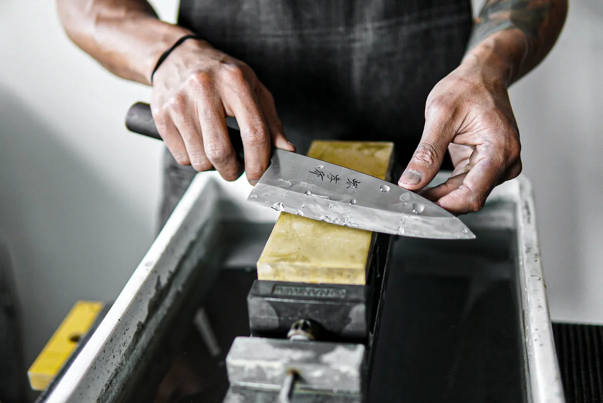 whetstone sharpening